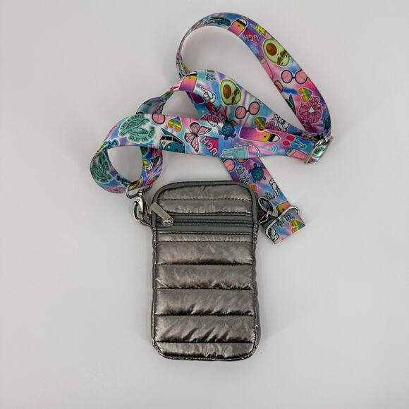 Top Trenz Silver Puffer Crossbody Cell Phone Bag with Graphic Print Strap - Picture 2 of 7